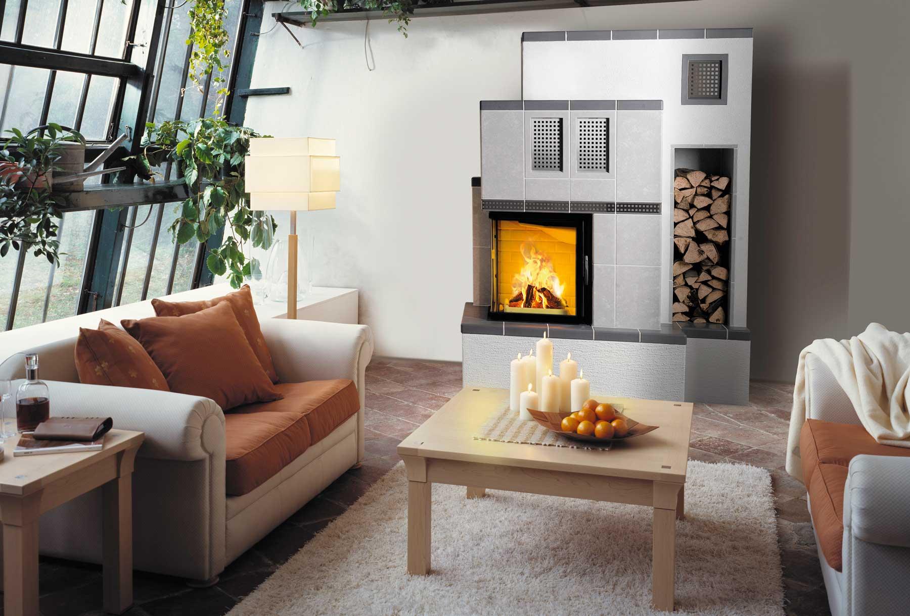 Warmluftofen mit Lüftungsschlitzen